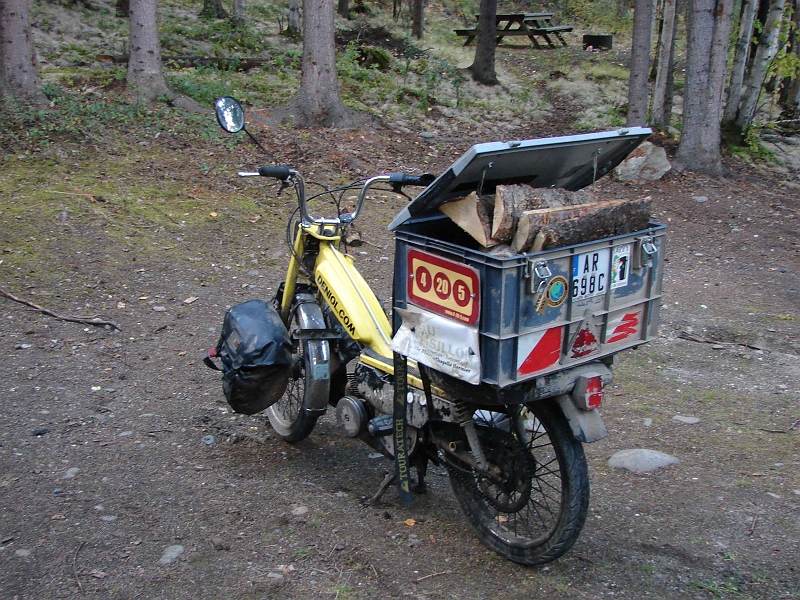 71-Multi-fonctions cette mob, on peut même aller chercher du bois avec.